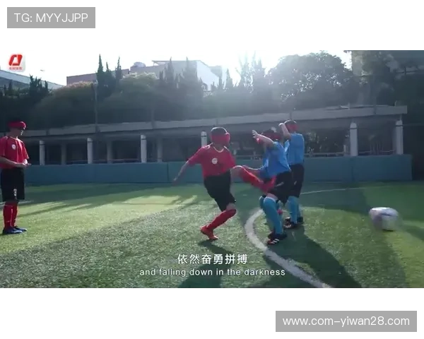 从足球球星最初经历看成长轨迹与拼搏精神的深远影响 从足球球星最初经历看成长轨迹与拼搏精神的深远影响