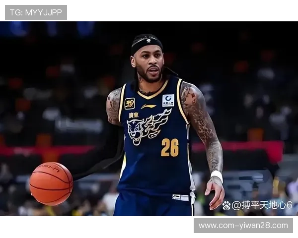 足球巨星因骨折缺席赛季 伤情成焦点引发全球关注 足球巨星因骨折缺席赛季 伤情成焦点引发全球关注